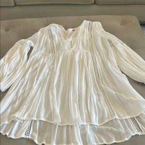 Elegant White Women's Top